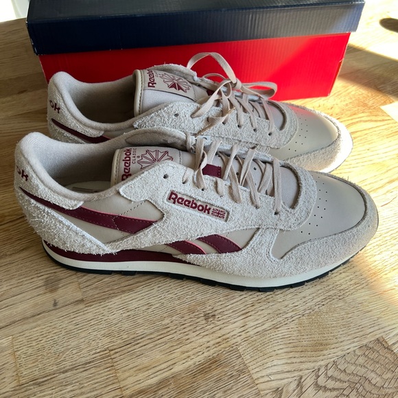 Reebok Men's Classic Leather Sneakers, Beige, Classic Burgundy Men’s  Size 13 - Picture 11 of 16